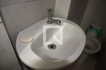 Casa à venda com 300m², 3 quartos e 6 vagas Casa à venda com 300m², 3 quartos e 6 vagasBanheiro de Serviço