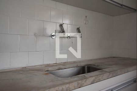 Casa à venda com 300m², 3 quartos e 6 vagas Casa à venda com 300m², 3 quartos e 6 vagasCozinha