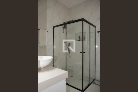 Casa à venda com 300m², 3 quartos e 6 vagas Casa à venda com 300m², 3 quartos e 6 vagasBanheiro