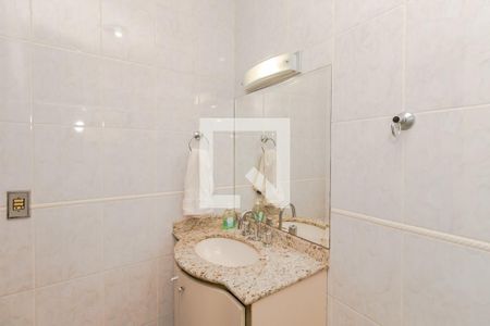 Casa à venda com 260m², 3 quartos e 5 vagasBanheiro 1