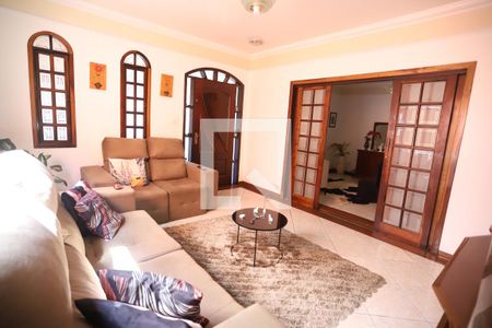 Sala 1 de casa para alugar com 4 quartos, 320m² em Cidade Cruzeiro do Sul, Suzano