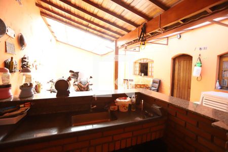 Casa para alugar com 320m², 4 quartos e 4 vagasÁrea comum - Churrasqueira