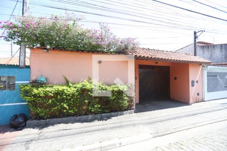 Casa para alugar com 320m², 4 quartos e 4 vagasFachada