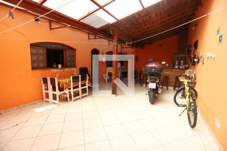 Casa para alugar com 320m², 4 quartos e 4 vagasÁrea comum - Churrasqueira