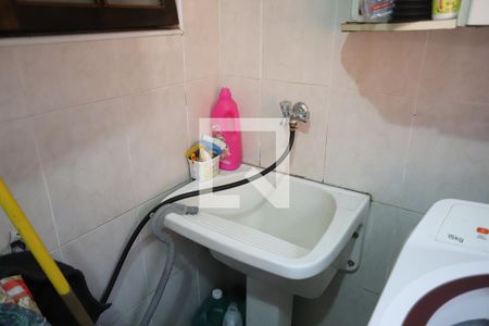 Casa para alugar com 320m², 4 quartos e 4 vagasDetalhe da Área de Serviço