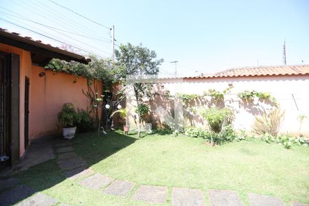 Casa para alugar com 320m², 4 quartos e 4 vagasQuintal