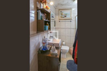 Apartamento à venda com 59m², 2 quartos e 1 vaga Apartamento à venda com 59m², 2 quartos e 1 vagaBanheiro