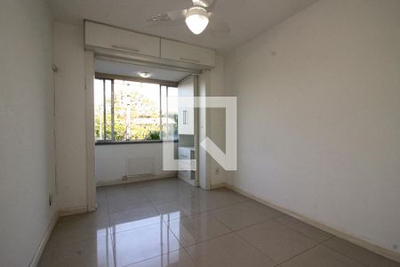 Quarto de apartamento para alugar com 1 quarto, 48m² em Azenha, Porto Alegre