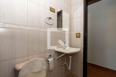 Casa à venda com 228m², 3 quartos e 7 vagas Casa à venda com 228m², 3 quartos e 7 vagasBanheiro