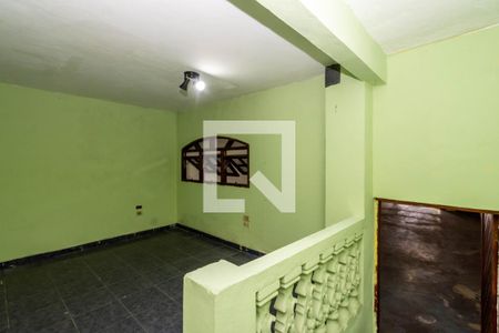 Casa à venda com 228m², 3 quartos e 7 vagas Casa à venda com 228m², 3 quartos e 7 vagasEntrada