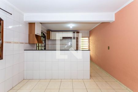 Casa à venda com 228m², 3 quartos e 7 vagas Casa à venda com 228m², 3 quartos e 7 vagasCopa