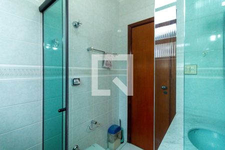 Casa à venda com 350m², 4 quartos e 5 vagasBanheiro