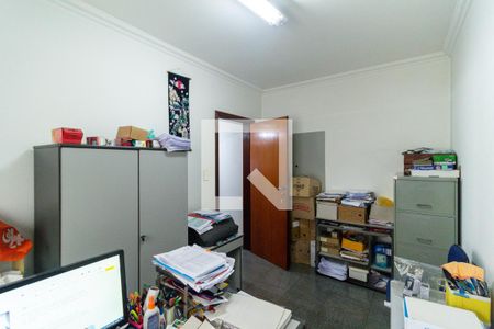 Casa à venda com 350m², 4 quartos e 5 vagasEscritório