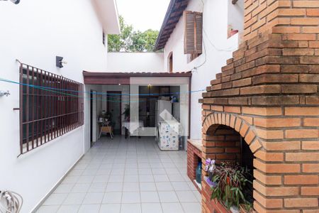 Casa à venda com 350m², 4 quartos e 5 vagasQuintal