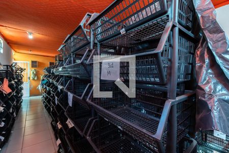 Casa à venda com 100m², 3 quartos e 4 vagas Casa à venda com 100m², 3 quartos e 4 vagasDepósito