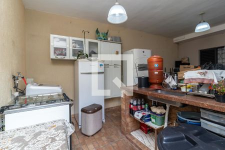 Casa à venda com 100m², 3 quartos e 4 vagas Casa à venda com 100m², 3 quartos e 4 vagasÁrea de Serviço