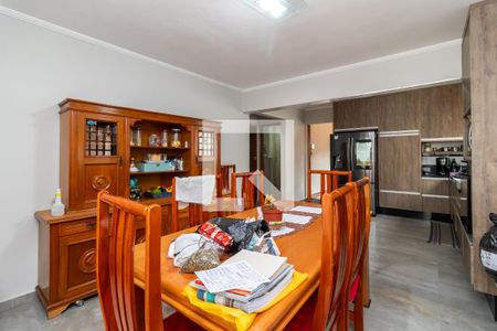 Casa à venda com 100m², 3 quartos e 4 vagas Casa à venda com 100m², 3 quartos e 4 vagasSala de Jantar