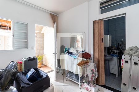 Casa à venda com 100m², 3 quartos e 4 vagas Casa à venda com 100m², 3 quartos e 4 vagasSuíte 2