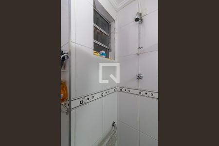 Casa à venda com 100m², 3 quartos e 4 vagas Casa à venda com 100m², 3 quartos e 4 vagasBanheiro da Suíte 1