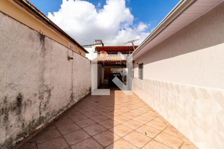 Casa à venda com 100m², 3 quartos e 4 vagas Casa à venda com 100m², 3 quartos e 4 vagasGaragem