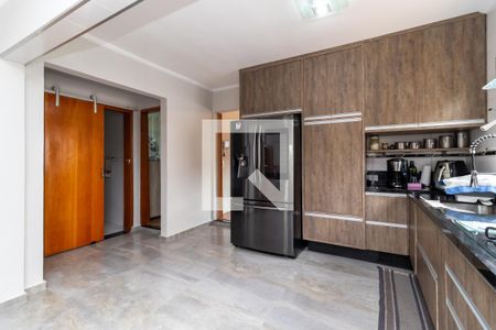 Casa à venda com 100m², 3 quartos e 4 vagas Casa à venda com 100m², 3 quartos e 4 vagasCozinha