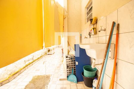 Casa à venda com 110m², 3 quartos e 2 vagas Casa à venda com 110m², 3 quartos e 2 vagasÁrea de Serviço