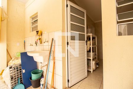 Casa à venda com 110m², 3 quartos e 2 vagas Casa à venda com 110m², 3 quartos e 2 vagasÁrea de Serviço