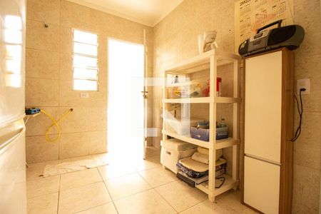 Casa à venda com 110m², 3 quartos e 2 vagas Casa à venda com 110m², 3 quartos e 2 vagasCozinha