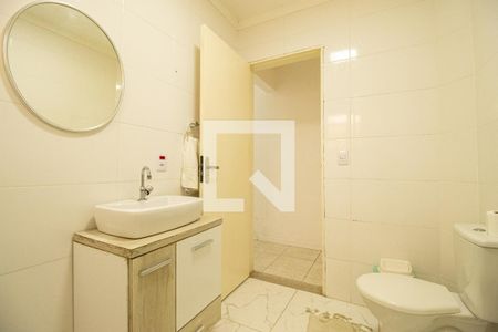 Casa à venda com 110m², 3 quartos e 2 vagas Casa à venda com 110m², 3 quartos e 2 vagasBanheiro