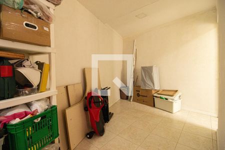 Casa à venda com 110m², 3 quartos e 2 vagas Casa à venda com 110m², 3 quartos e 2 vagasSuíte