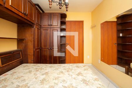 Quarto de apartamento para alugar com 1 quarto, 29m² em Jardim Itu, Porto Alegre