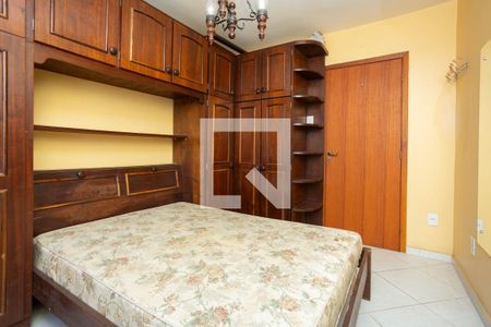 Quarto de apartamento para alugar com 1 quarto, 29m² em Jardim Itu, Porto Alegre