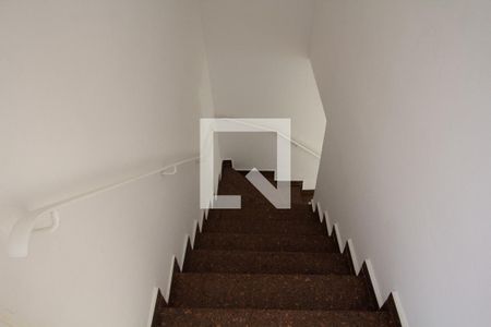 Escada de casa à venda com 2 quartos, 95m² em Indianópolis, São Paulo