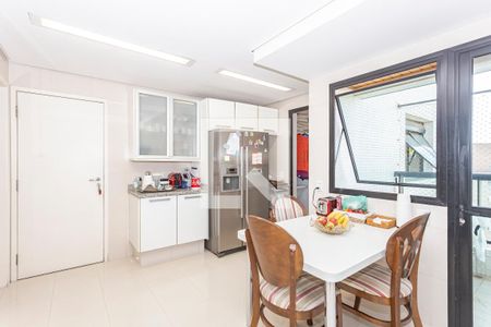 Apartamento à venda com 235m², 3 quartos e 3 vagasCozinha