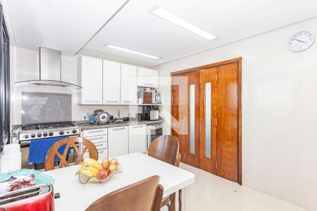 Apartamento à venda com 235m², 3 quartos e 3 vagasCozinha