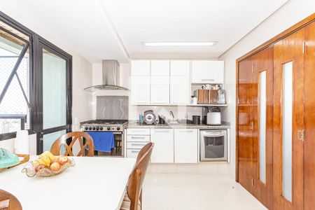 Apartamento à venda com 235m², 3 quartos e 3 vagasCozinha