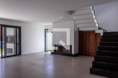 Sala de casa de condomínio à venda com 4 quartos, 314m² em Vila Nova, Porto Alegre