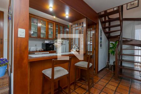 Apartamento à venda com 208m², 3 quartos e 2 vagas Apartamento à venda com 208m², 3 quartos e 2 vagasCozinha