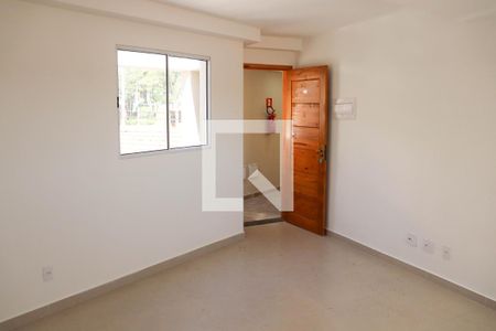 Sala/Cozinha de kitnet/studio para alugar com 2 quartos, 42m² em Cidade Líder, São Paulo