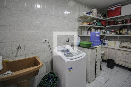 Casa à venda com 200m², 4 quartos e 2 vagasÁrea de Serviço