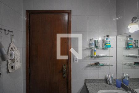Casa à venda com 200m², 4 quartos e 2 vagasBanheiro da Suíte 