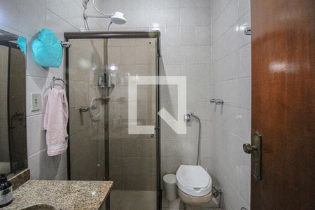 Casa à venda com 200m², 4 quartos e 2 vagasBanheiro 1