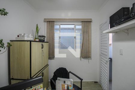 Casa à venda com 200m², 4 quartos e 2 vagasEscritório