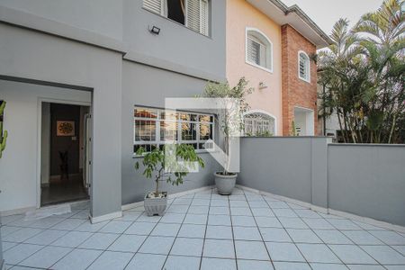 Casa à venda com 200m², 4 quartos e 2 vagasQuintal
