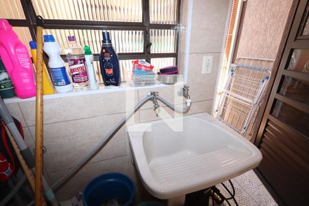 Casa à venda com 266m², 4 quartos e 2 vagasLavanderia