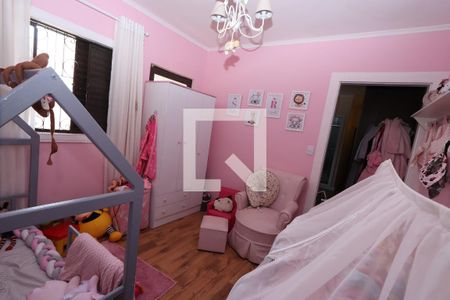 Casa à venda com 266m², 4 quartos e 2 vagasSuíte 2