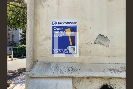 Casa à venda com 400m², 4 quartos e 2 vagasFachada