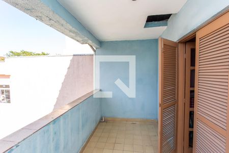 Casa à venda com 300m², 3 quartos e 3 vagas Casa à venda com 300m², 3 quartos e 3 vagasVaranda da Sala do Quarto 2