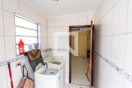Casa à venda com 300m², 3 quartos e 3 vagas Casa à venda com 300m², 3 quartos e 3 vagasÁrea de Serviço