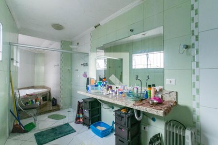 Casa à venda com 280m², 5 quartos e 3 vagasBanheiro da Suíte